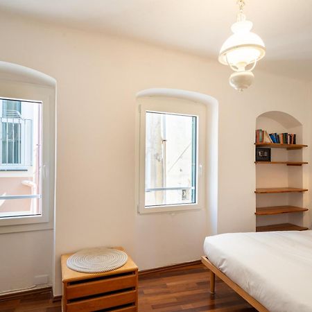 Апартаменты Casa Del Subacqueo. Amazing Terrace With Sea View. Wi-Fi Бордигера Экстерьер фото